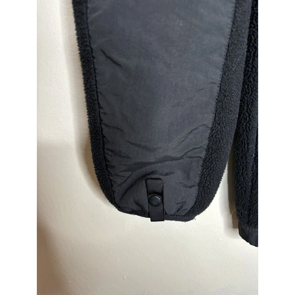 The North Face Denali Boys Jacket Size XL Full Zip Fleece Black Coat